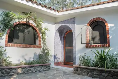 Image de Belles locations de vacances à Sunny Cuernavaca, Mexique et animaux acceptés.