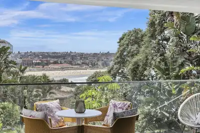 Image de Au coeur de Tamarama, cet appartement de deux chambres ne vous décevra pas.