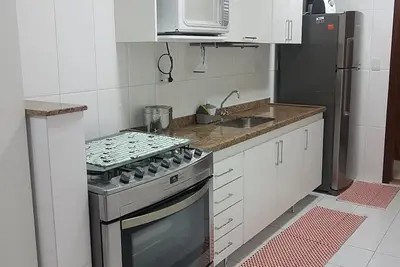 Image de Appartement spectaculaire sur la petite plage! 80 mts de la mer, idéal pour famille
