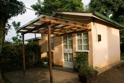 Image de Pavillon confortable avec jardin à Kampala, Naalya