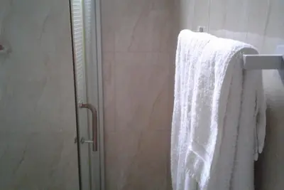 Image de 4 chambres 4 salles de bain - petit déjeuner inclus