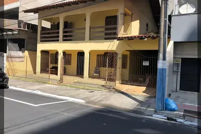 Image de Saison de location - Maison au centre de Baln. Camboriu, peut accueillir jusqu'à 30 personnes!