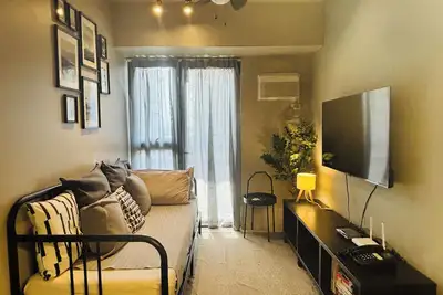 Image de Maison confortable et tranquille près des gares routière et ferroviaire