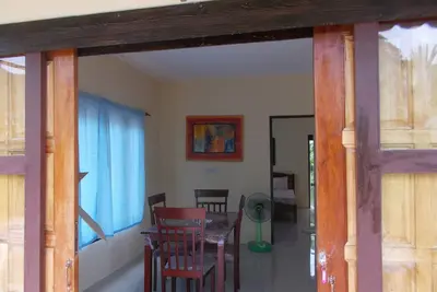 Image de Une nouvelle petite maison sur la plage de Kamala!
