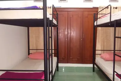 Image de Morotai Camp - 4 Chambres Dortoir Mixte W. Ac (En-Suit)