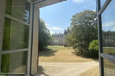 Image de Maison confortable de 4 lits dans le parc du château