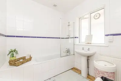 Image de 81a Lynton Road Acton Londres