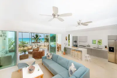 Image de The Cove - 3br + 3. 5 Salles de bains appartement