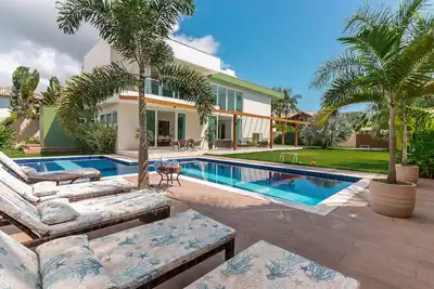 Image de Maison Cosy Avec Piscine Dans Condominium FERMÉ! !