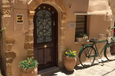 Image de Calle veneziana. «Maison d'hôtes historique»