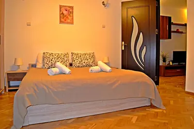 Image de Appartement très central, propre et moderne au coeur de Bucarest!