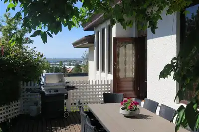 Image de Belle maison familiale islandaise avec une vue imprenable