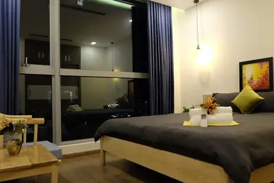 Image de Ramassage AÉROPORT Gratuit ★ Vue sur la ville ★ Design cosy apt