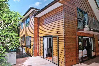 Image de Maison familiale spacieuse et privée dans une ville balnéaire populaire2007