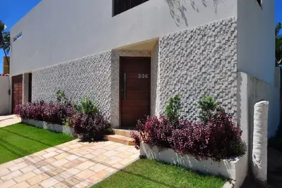 Image de Casa Mara! à Cupe Beach. Max 8 personnes 3 chambres 2 salles de bain.