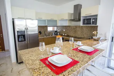 Image de Magnifique Condo 1 bloc de la plage 8 personnes