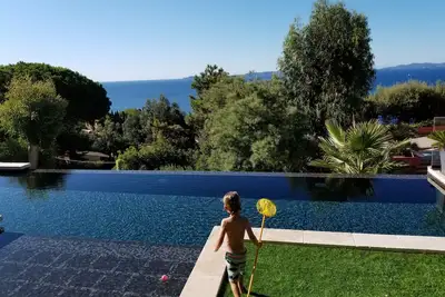 Image de Belle Villa D'Architecte avec Vue Mer Imprenable et piscine - Golfe de St Tropez