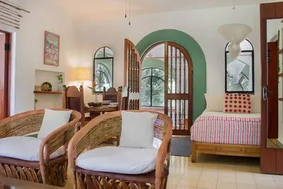 Image de Villa Las Palmas Parfait pour les couples, les petites familles, les animaux de compagnie-Great Location