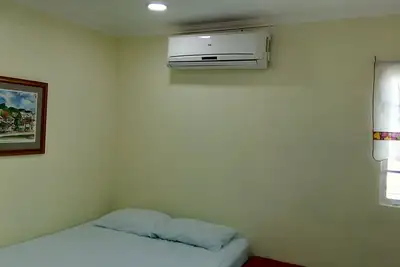 Image de 33 - Chambre Queen Deluxe avec salle de bain privée et dressing