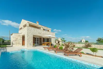 Image de Nouvelle pierre Villa Casa Nina 1 / Piscine Chauffee