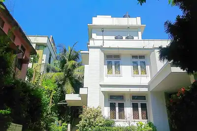 Image de Climatisation, balcon et petit-déjeuner gratuit au Shivam Guest House by Ok North East