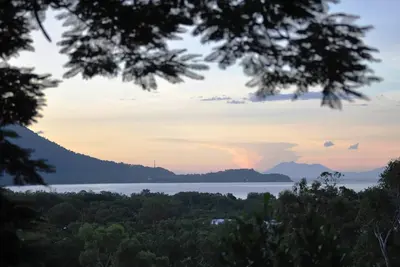 Image de The Sanctuary- Peaceful Retreat, à quelques pas de la plage.