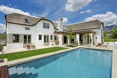 Image de Belle villa pour vivre Franschhoek, Stellenboch et Paarl