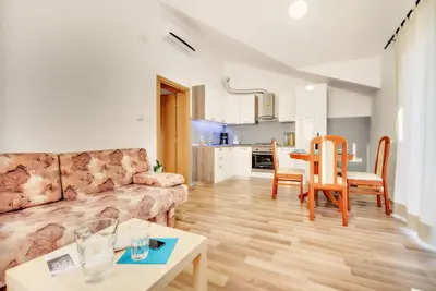 Image de Fluctus apartments - appartements acceptant les animaux domestiques avec vue sur la forêt et la mer