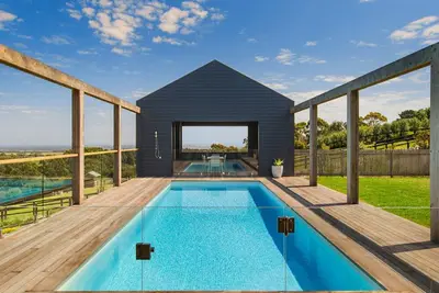 Image de Retraite De Luxe Red Hill Ridgeview