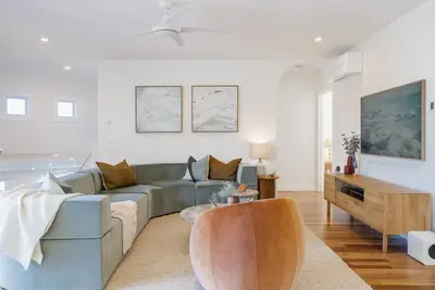 Image de Sandy Shores - The perfect beach house *