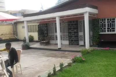 Image de Villa meublée à 1 km de l'aéroport international de Bole