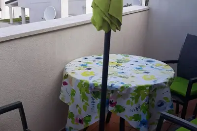 Image de Summer Apartment Mareda 200- 300m de la plage avec belle terrasse vue mer