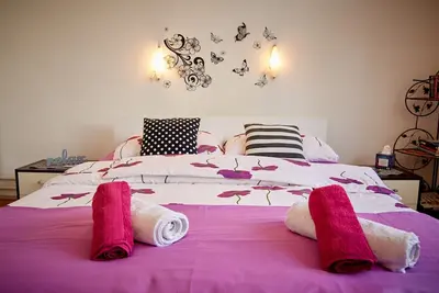Image de Central Tuzla Apartment - parking gratuit