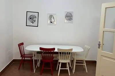 Image de Amman West Tla Ali - App complète avec un grand salon et terrasse