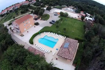 Image de Appartement Piscine A3 (2 + 2) Villa Rok