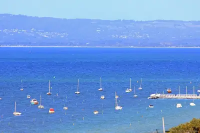 Image de Le Penthouse Sorrento des vues à des kilomètres et des kilomètres