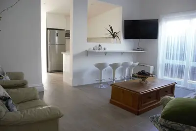 Image de Grande Maison De 5 Chambres Parfaite Pour Le Groupe Grande Situation De St Kilda