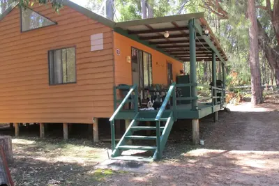 Image de Chalet 2: accessible aux chevaux, excellent accès à la brousse, cour ronde clôturée électrique