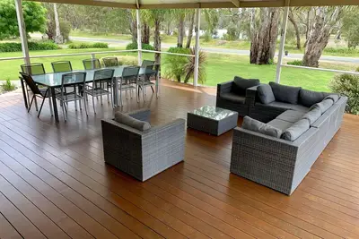 Image de Vue sur l'eau et accès à Murray River directement depuis le lagon