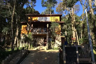 Image de Belle maison de 400 m2 récemment construit au milieu de la nature, qui peut accueillir 15 personnes