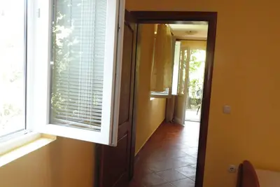 Image de Appartement dans le jardin avec