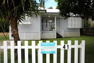 Image de Maison familiale au bord de la mer au lac Currimundi