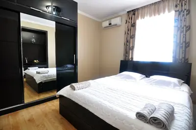 Image de Cozy Home - La propriété a l'un des emplacements les plus préférables pour les visiteurs