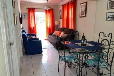 Image de Annsville - Location de vacances près de Dover Beach et St. Lawrence Gap