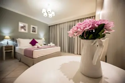 Suite Junior avec vue sur la piscine