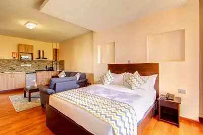 Highlands Suites Serviced Studio Apartment
