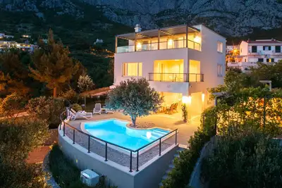 Image de Villa Lukić *****, Makarska