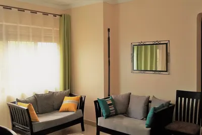 Image de Maribel Homes-Spacieuse maison ensoleillée / fraîche loin de la maison à Kampala