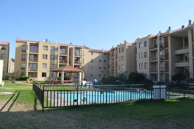 Image de Détendez-vous à la Serena, à côté de la mer et du centre-ville, inclus deux vélos