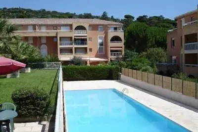 Image de Appartement 4 Personnes Dans Résidence Sécurisée  Piscine Garage Cavalaire/Mer